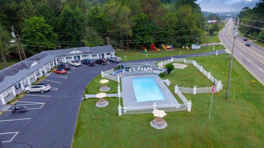 Carolina Motel Франклін Екстер'єр фото
